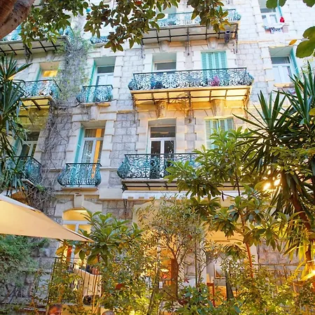 Le Windsor, Jungle Art מלון