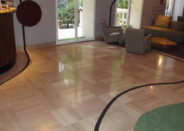 Hotel Le Windsor, Jungle Art Nizza