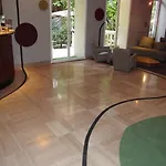 Hotel Le Windsor, Jungle Art Niza