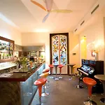 Hotel Le Windsor, Jungle Art Niza