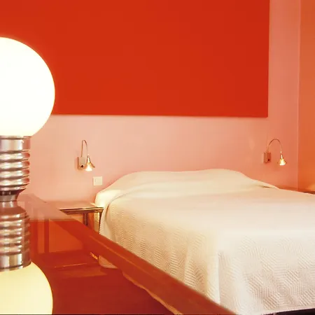 Le Windsor, Jungle Art Otel 4*