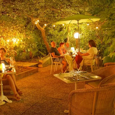 Otel Le Windsor, Jungle Art Nice