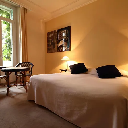 Le Windsor, Jungle Art Отель Ницца